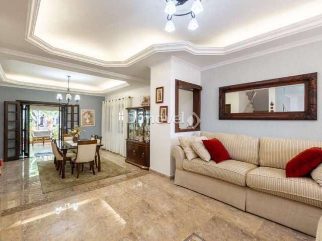 Casa com 4 quartos à venda na Avenida Flamengo, 117, Ipanema, Porto Alegre por R$ 1.790.000