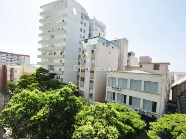 Apartamento com 4 quartos à venda na Rua Duque de Caxias, 1478, Centro Histórico, Porto Alegre por R$ 630.000