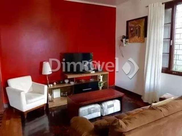 Casa com 2 quartos à venda na Rua Chavantes, 621, Vila Assunção, Porto Alegre por R$ 850.000