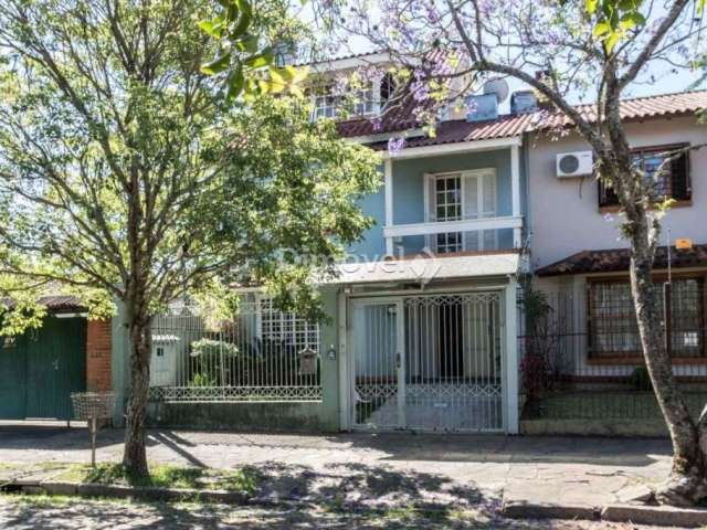 Casa com 3 quartos à venda na Rua Pasteur, 456, Ipanema, Porto Alegre por R$ 699.000