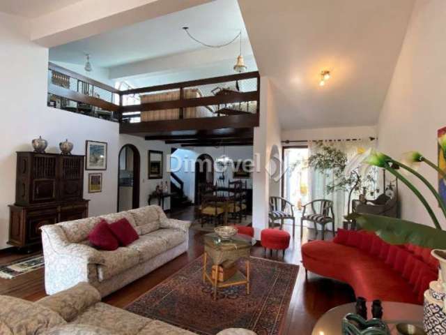 Casa com 3 quartos à venda na Rua Morano Calabro, 69, Jardim Isabel, Porto Alegre por R$ 990.000