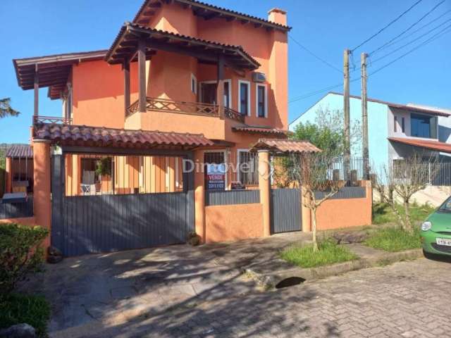 Casa com 3 quartos à venda na Rua Ocimar Antonio Pereira, 79, Hípica, Porto Alegre por R$ 590.000