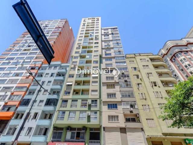 Apartamento com 1 quarto à venda na Avenida Borges de Medeiros, 658, Centro Histórico, Porto Alegre por R$ 179.000