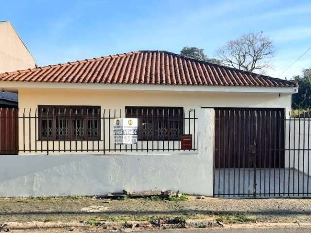 Casa térrea disponível em uvaranas