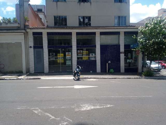 Sala comercial em excelente localização central.