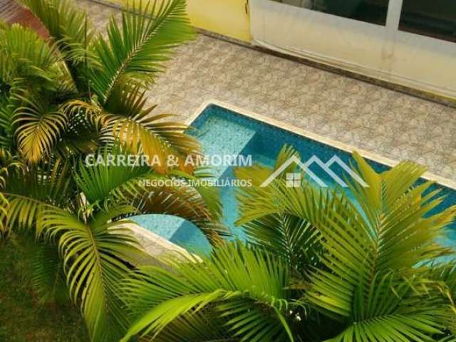 Casa a venda 492 m²,  6 dormitórios, 4 suítes, 8 vagas, casa toda avarandada, pomar, churrasqueira, piscina, alto padrão. fazenda da ilha. embu guaçu.