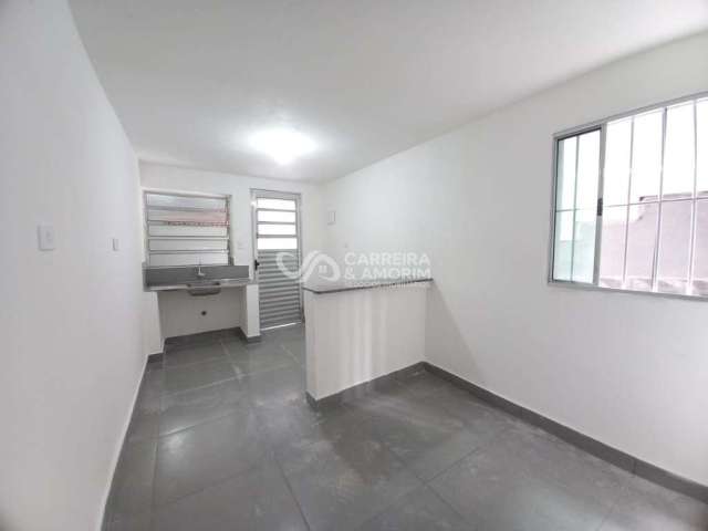 ALUGO CASA 50m², COM 02 DORMITÓRIOS, JARDIM NOVA GERMÂNIA, SHOPPING CAMPO LIMPO, METRÔ CAPÃO REDOND0, TERMINAL CAPELINHA, ESTRADA DE ITAPECERICA.