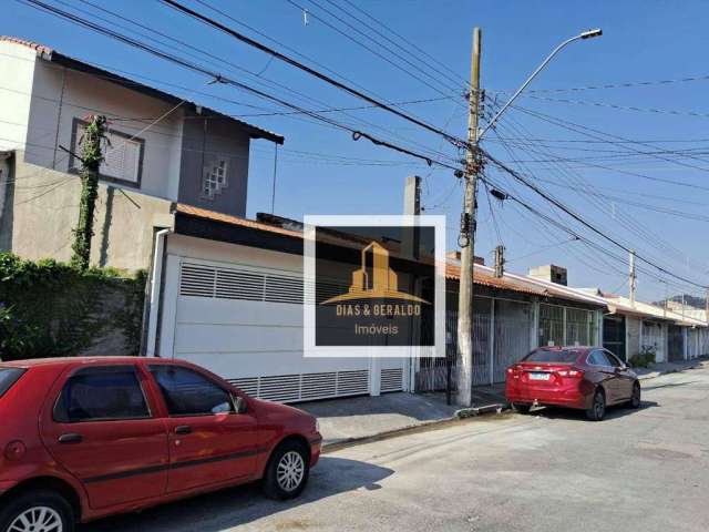 Casa com 3 dormitórios, 142 m² - venda por R$ 420.000,00 ou aluguel por R$ 2.386,00/mês - Parque Califórnia - Jacareí/SP