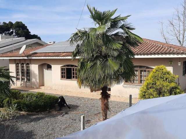 Casa com 3 quartos à venda na Erminio Leal, 452, Bugre, Balsa Nova por R$ 550.000