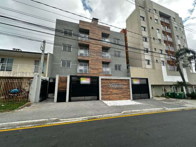 Apartamento com 02 quartos no Centro de Pinhais