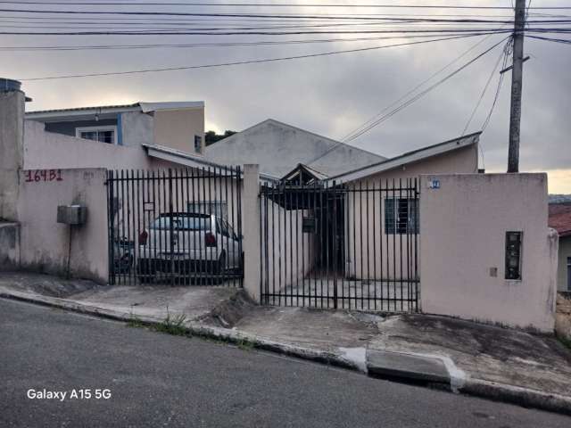 Terreno com 02 casas no Vila Amélia em Pinhais