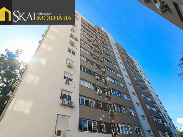 Apartamento à venda em Porto Alegre-RS, bairro Teresópolis: 3 quartos, 1 suíte, 2 salas, 2 vagas de garagem, 74m² de área.