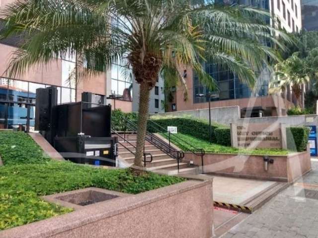 Sala comercial com 1 sala para alugar na Avenida Doutor Cardoso de Melo, 1470, Vila Olímpia, São Paulo por R$ 5.000