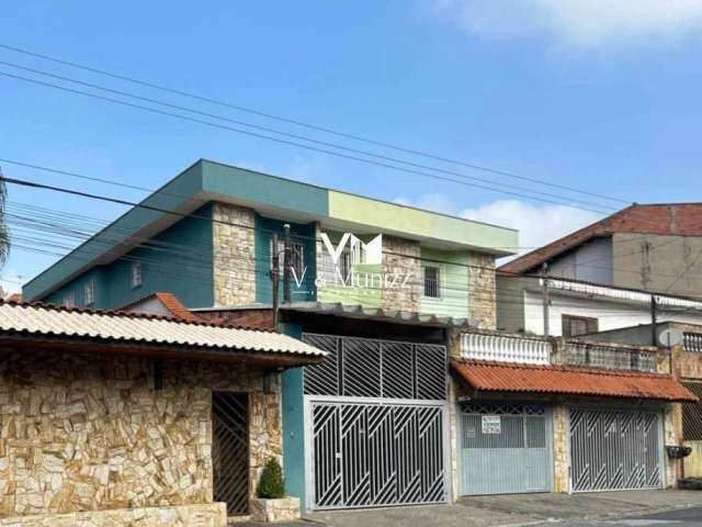 Casa (Sobrado) para Venda, 3 dorm(s), 1 suite(s), 2 vaga(s), 183 m²