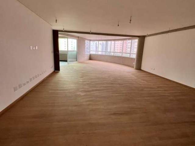 Apartamento para Venda em Santo André, Jardim, 4 dormitórios, 4 suítes, 6 banheiros, 4 vagas