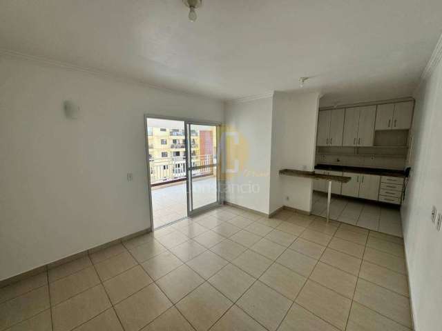 Apartamento com 2 dorms, ste, 2 vagas de garagem - Jd. Aquarius