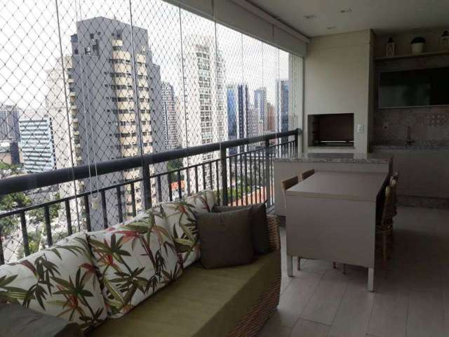 Apartamento em Santo Amaro com 3 quartos sendo 1 suite, 3 vagas,  121m²