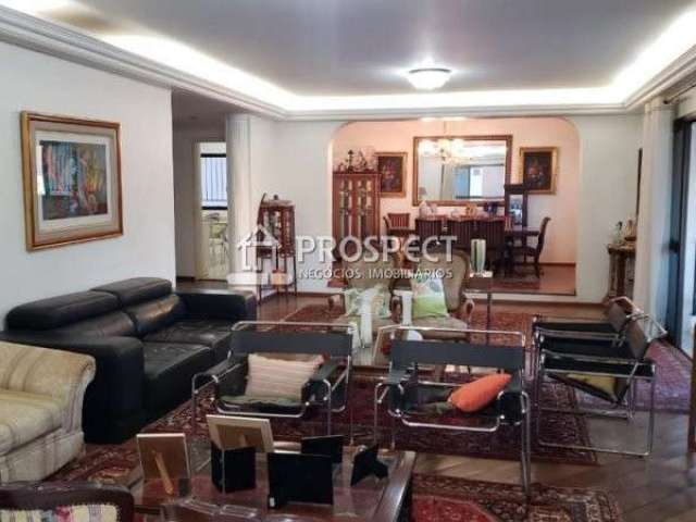 Oportunidade - Apto no Centro com 360 m²  | 4 suítes | 3 vagas | R$900.000,00