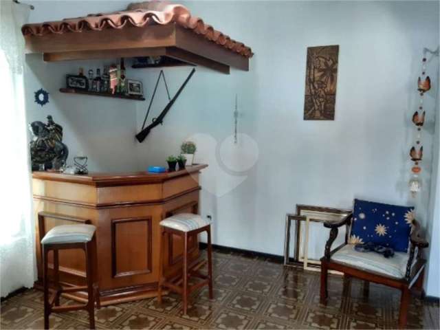 Casa com 3 quartos à venda na Rua Dona Oriela Garcia, 53, Vila Garcia, Jundiaí, 150 m2 por R$ 890.000