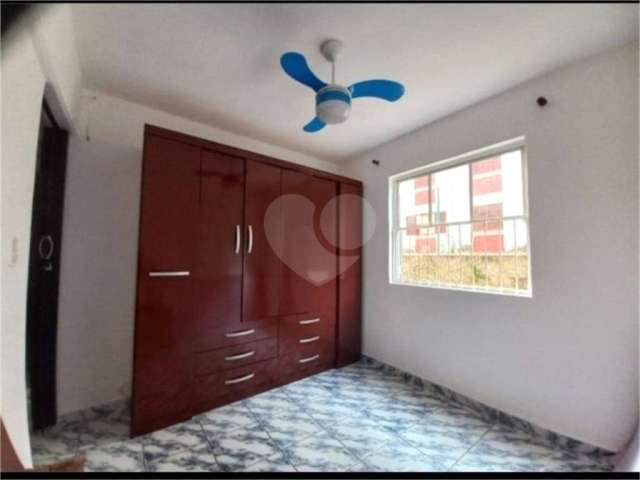 Apartamento com 2 quartos à venda na Rua Uva Diamante Negro, 70, Morada das Vinhas, Jundiaí, 47 m2 por R$ 186.000