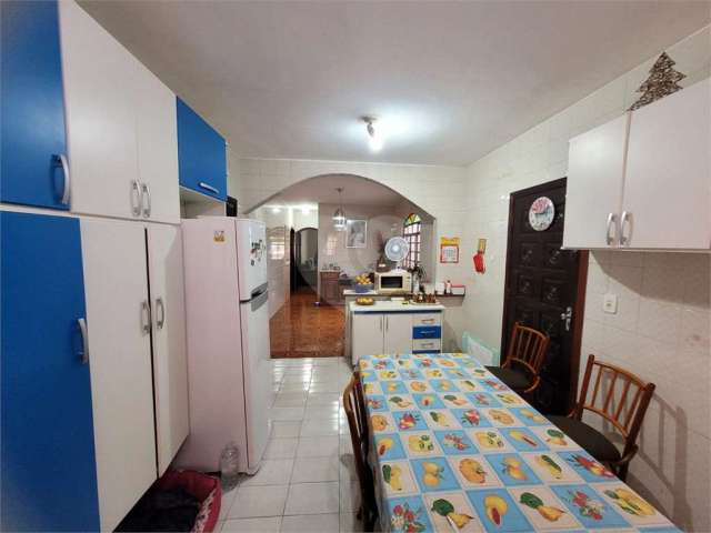 Casa com 3 quartos à venda na Rua Orlando Bagne, 41, Jardim Pacaembu, Jundiaí, 158 m2 por R$ 460.000