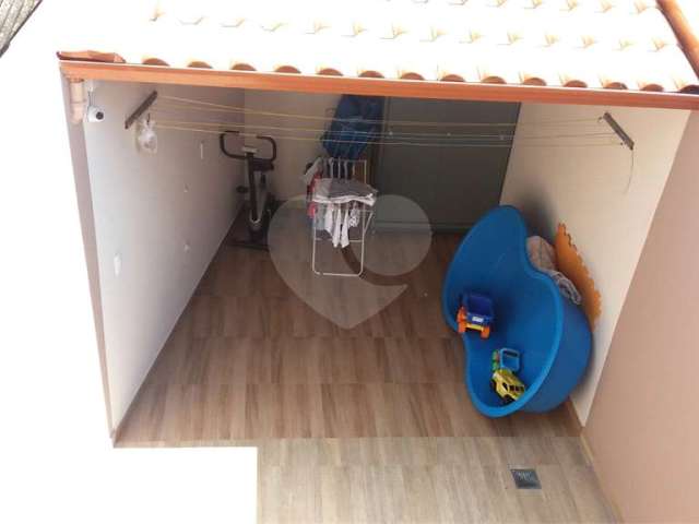 Casa com 4 quartos à venda na Rua Conde de Monsanto, 516, Vila Vianelo, Jundiaí, 159 m2 por R$ 920.000