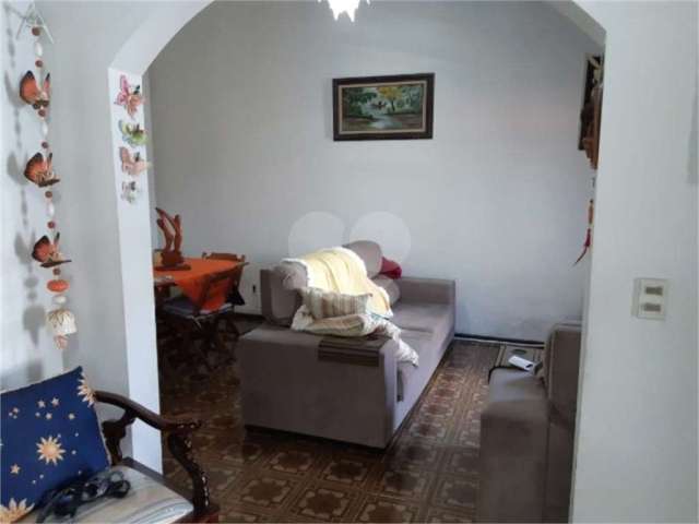 Casa com 3 quartos à venda na Rua Dona Oriela Garcia, 1, Vila Garcia, Jundiaí, 150 m2 por R$ 890.000