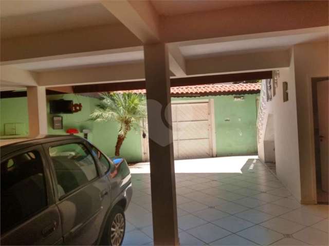 Casa com 3 quartos à venda na Rua Américo Sallas, 569, Chácara Malota, Jundiaí, 215 m2 por R$ 1.100.000