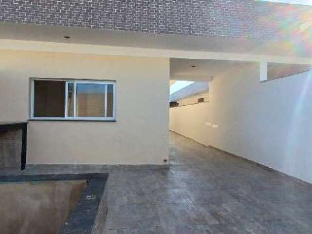 Imperdível: Casa à venda em Itanhaém-SP, bairro Cibratel, 3 quartos, 1 suíte, 2 salas, 2 banheiros, 2 vagas de garagem, 86m²!