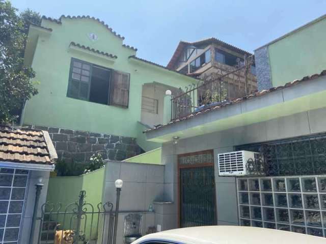 Casa com 5 quartos à venda na Rua Comendador Siqueira, Pechincha, Rio de Janeiro, 187 m2 por R$ 1.055.000