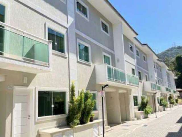 Casa em condomínio fechado com 3 quartos à venda na Estrada São Gonçalo, Taquara, Rio de Janeiro, 156 m2 por R$ 399.000