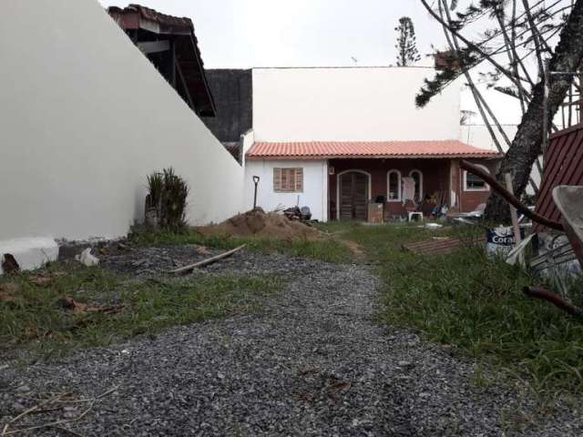 Casa para Venda em Itanhaém, Jardim Regina, 1 dormitório, 1 banheiro, 10 vagas