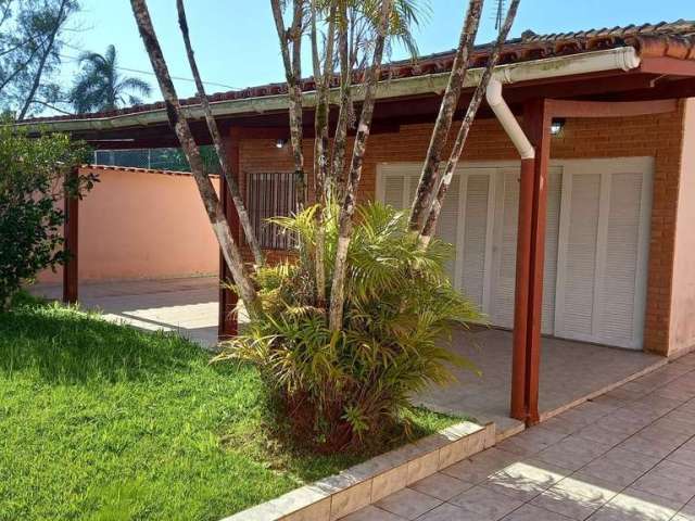 Casa para Venda em Itanhaém, Jardim Jamaica, 3 dormitórios, 2 banheiros, 4 vagas