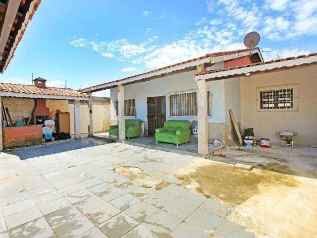 Casa para Venda em Itanhaém, Jardim Lindomar, 3 dormitórios, 1 suíte, 1 banheiro, 4 vagas