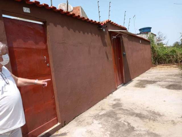 Casa para Venda em Mongaguá, Balneário Itaóca, 3 dormitórios, 3 banheiros, 3 vagas