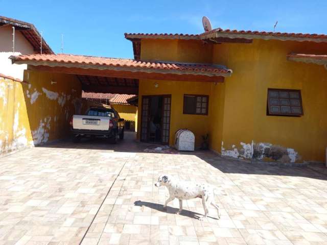 Casa para Venda em Itanhaém, Parque Augustus, 2 dormitórios, 2 suítes, 2 banheiros, 6 vagas