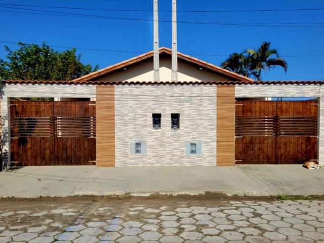 Casa para Venda em Itanhaém, Nova Itanhaem, 2 dormitórios, 1 banheiro, 4 vagas