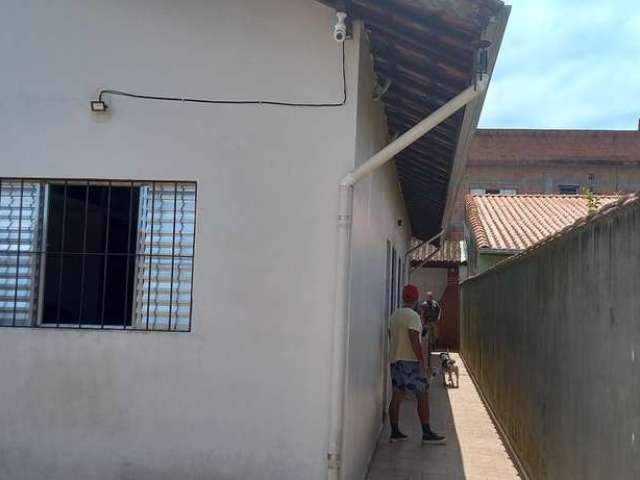 Casa para Venda em Itanhaém, Jardim Magalhaes, 2 dormitórios, 1 banheiro, 2 vagas