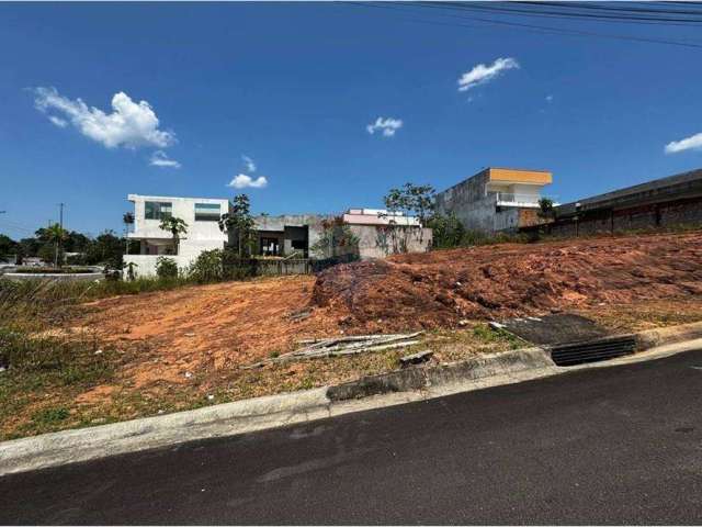 Lote de esquina em frente ao clube - Quinta das Marinas