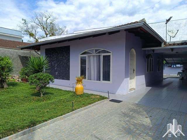 Casa para Venda em Joinville, Floresta, 2 dormitórios, 1 banheiro