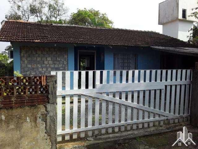 Casa para Venda em Joinville, Floresta, 3 dormitórios, 1 banheiro, 1 vaga