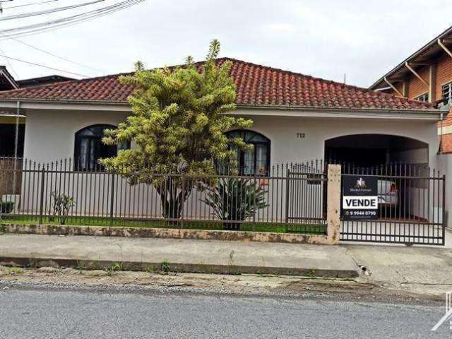 Casa para Venda em Joinville, Jardim Sofia, 4 dormitórios, 1 suíte, 3 banheiros, 3 vagas