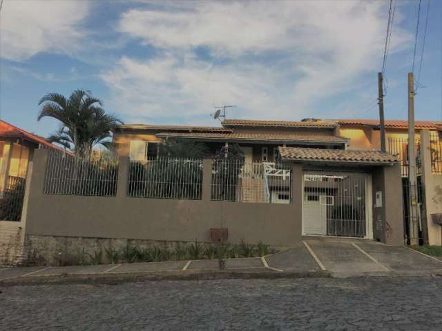 Casa com 3 quartos à venda na Rua Jorge Schuch, 374, Feitoria, São Leopoldo por R$ 650.000