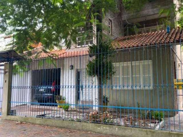 Casa com 3 quartos à venda na Rua Regina Mundi, 401, Cristo Rei, São Leopoldo por R$ 920.000