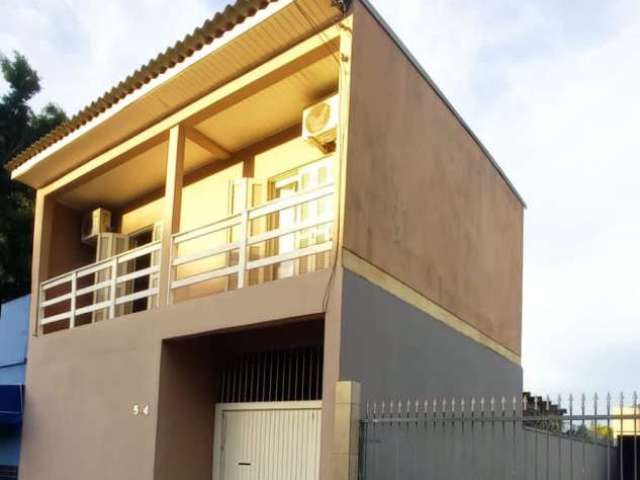 Casa com 3 quartos à venda na Avenida Castro Alves, 534, Santa Catarina, Sapucaia do Sul por R$ 650.000