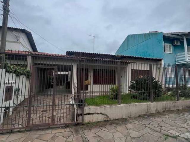 Casa com 4 quartos à venda na Avenida João Neves da Fontoura, 71, Parque Amador, Esteio por R$ 760.000