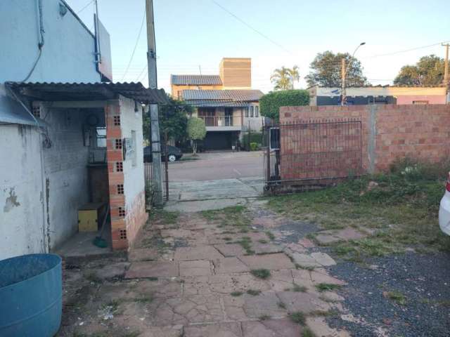 Terreno à venda na Avenida Castro Alves, 1061, Parque Tamandaré, Esteio por R$ 320.000