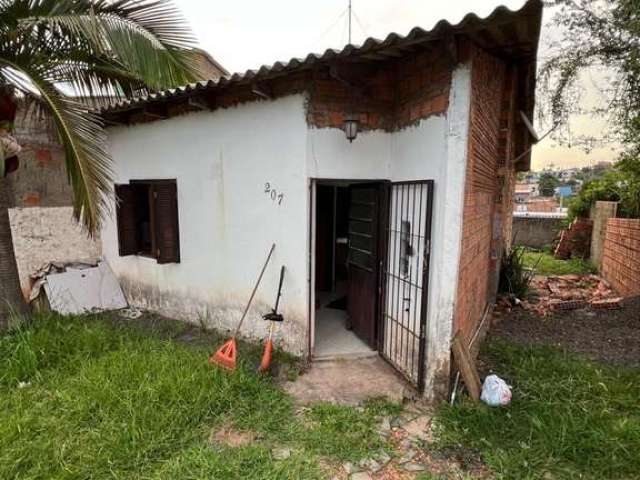 Casa com 2 quartos à venda na Hélio Arnoldo Sperb, 207, Jardim Planalto, Esteio por R$ 170.000