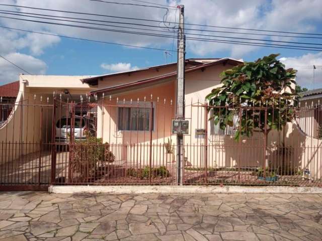 Casa com 3 quartos à venda na Rua Rolante, 352, Santa Catarina, Sapucaia do Sul por R$ 636.000