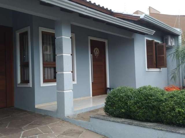 Casa com 2 quartos à venda na Rua Campo Grande, 765, Vargas, Sapucaia do Sul por R$ 699.000